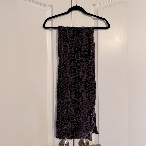 henri bendel Accessories - Henri Bendel Purple Scarf